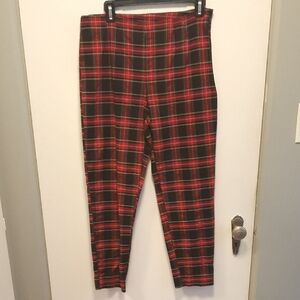 Time and Tru Red and Black Plaid Leggings